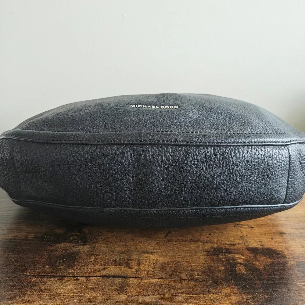 MICHAEL KORS Lydia Hobo Bag